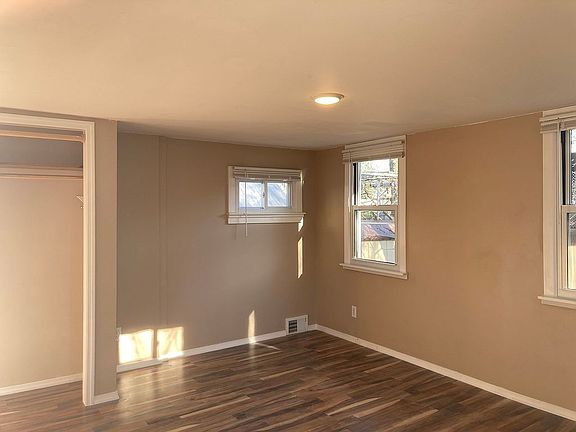 5th image of 409 Hunter Ave
