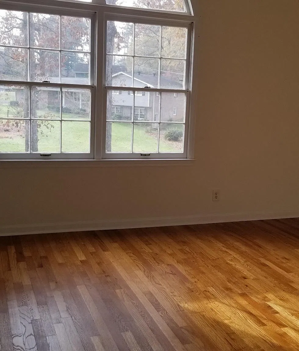 4 bed, 2.5 bath, 3000 sqft, $2,750 — Photo 4