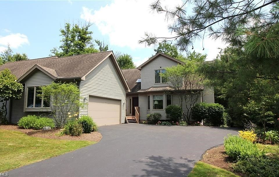1st image of 623 Blue Spruce Trl