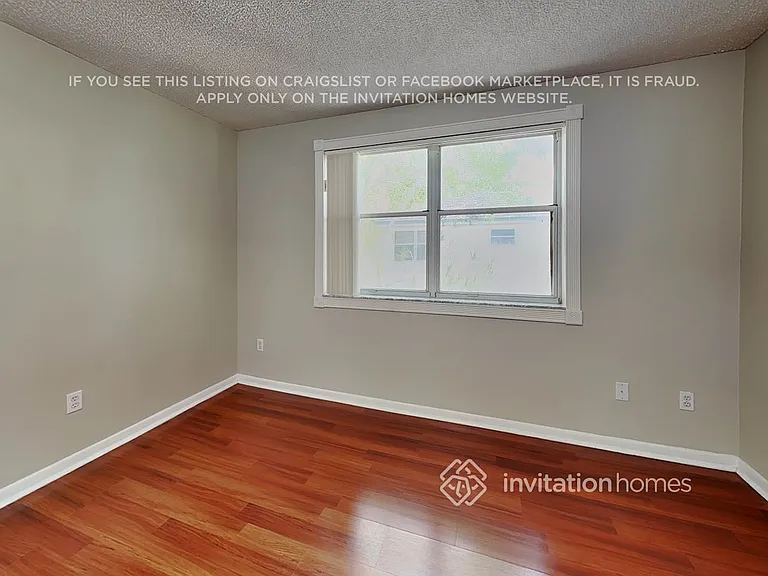 831 NW 98th Ave — Photo 11