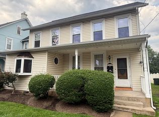 24 S 10th St #1, Quakertown, PA 18951