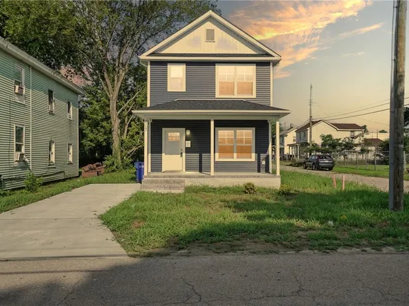 415 Culloden St, Suffolk, VA 23434