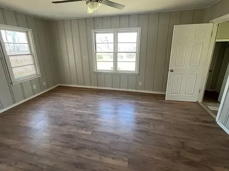 1136 Sunset Rd — Photo 7