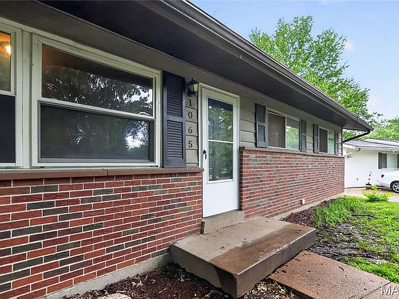 4th image of 1065 Briarbrae Dr