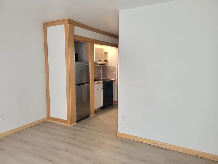 Ski Town Apartments — Photo 160