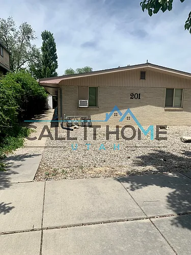 201 E Baird Ave #D Photo 1