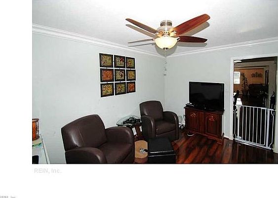3rd image of 415 Big Leaf Cir