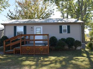 1855 Riddle Rd, Manchester, TN 37355