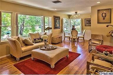2nd image of 954 Burleigh Dr