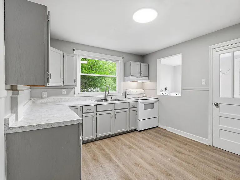 1625 Padbury Ave SE — Photo 11