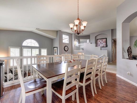 4th image of 3746 Waldwick Cir