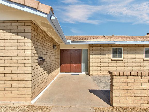 4th image of 2086 E La Jolla Dr