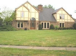 9458 Ash Hollow Ln, Dayton, OH 45458