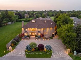166 Arnold Ave, Vaughan, ON L4J 1B7