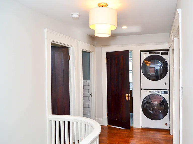 9909 Newton Ave — Photo 7