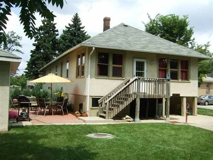 117 W Naperville Rd #1 — Photo 2