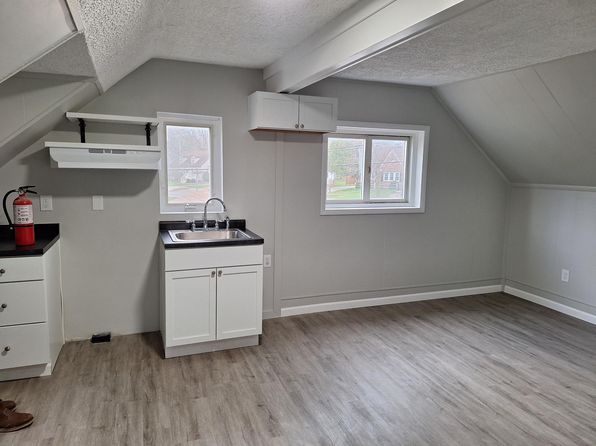 211 Brockway Rd #1