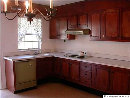 4th image of 660B Plymouth Dr
