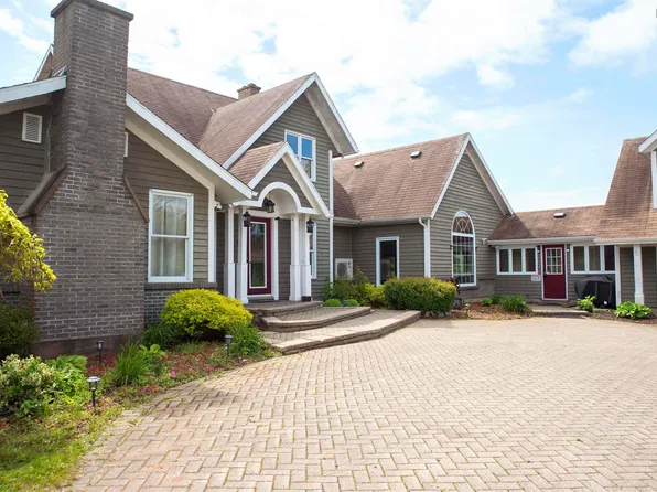 815 Coxheath Rd, Coxheath, NS B1L 1E1