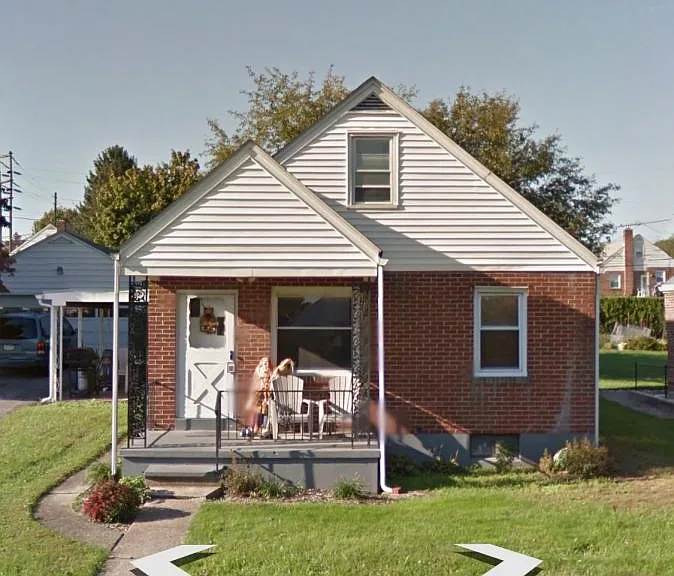 112 Newkirk Ave — Photo 2