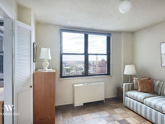 4th image of 436 E 86th St #27F
