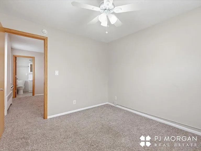 Lyndale Apartments — Photo 30