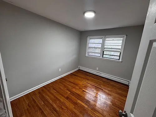 355 Plainfield Ave #5-B Photo 1