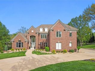 11305 Canterbury Ct, Leawood, KS 66211