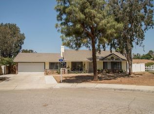 6660 Country Ln, Riverside, CA 92505