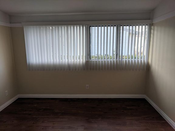 4th image of 510 E Sandra Ave APT A