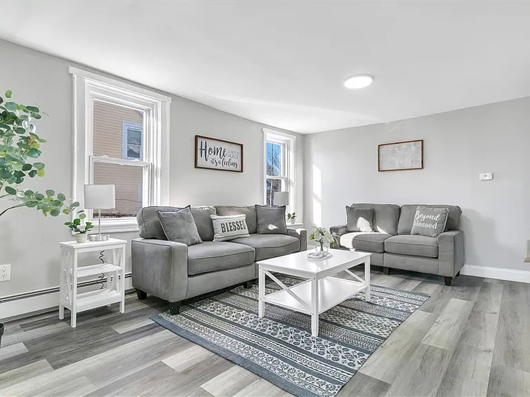 43 Jenkins St #1 — Photo 8