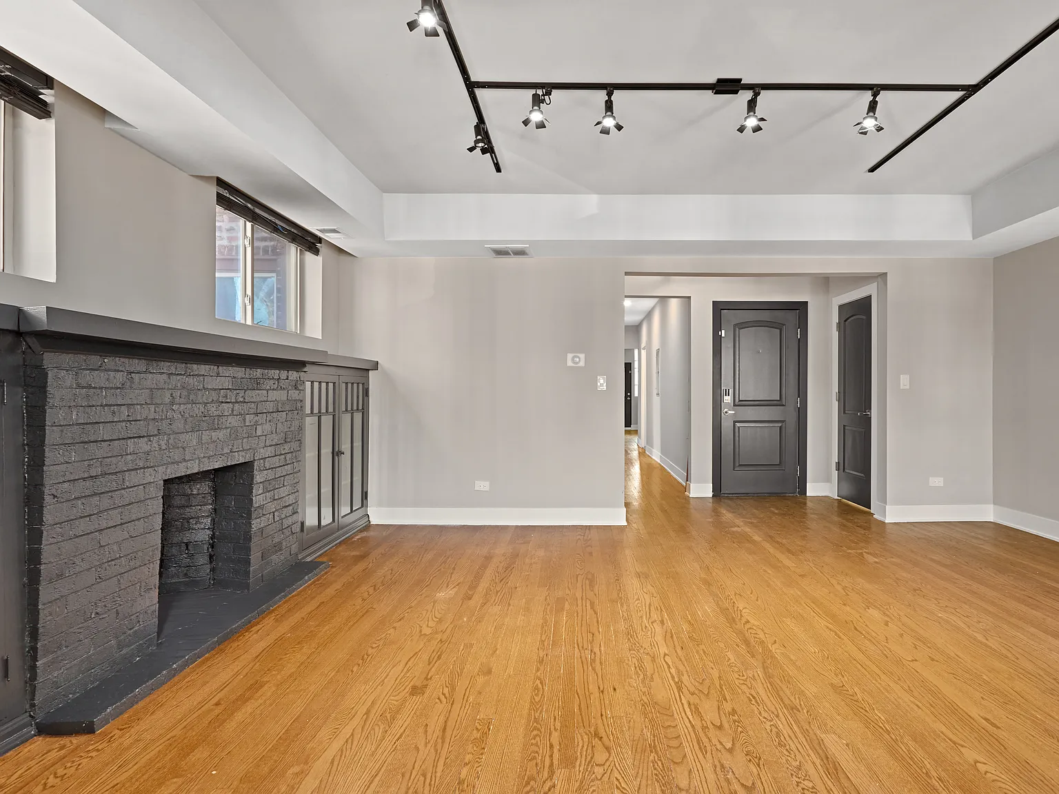 3 bed, $2,150 — Photo 4