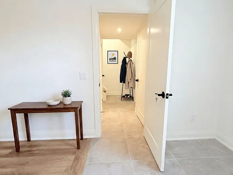 19 Arrowsmith Ave #5B — Photo 5