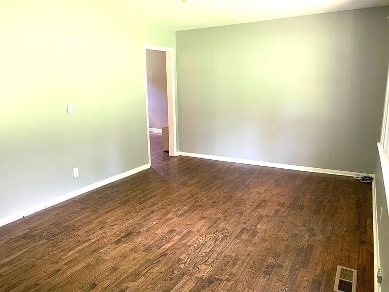 5235 Lickton Pike — Photo 11
