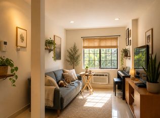 205 Huron St APT 1F, Brooklyn, NY 11222