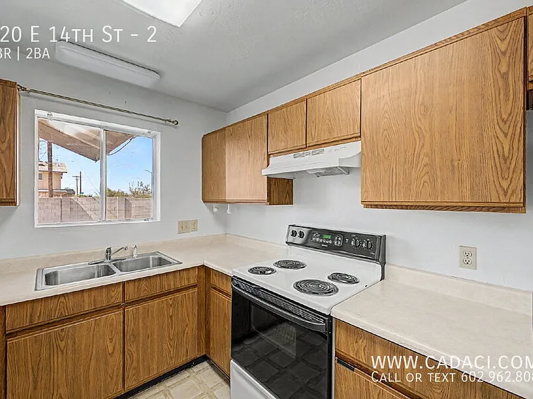 120 E 14th St #2 — Photo 16