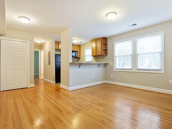 2nd image of 42 N Bedford St APT 8