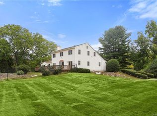363 Whippoorwill Rd, Chappaqua, NY 10514