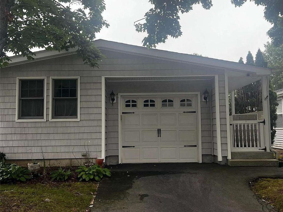 1st image of 168 Village Circle W #168