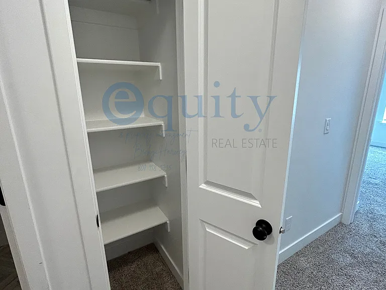 4218 W Coral Pink Ct #1 — Photo 14