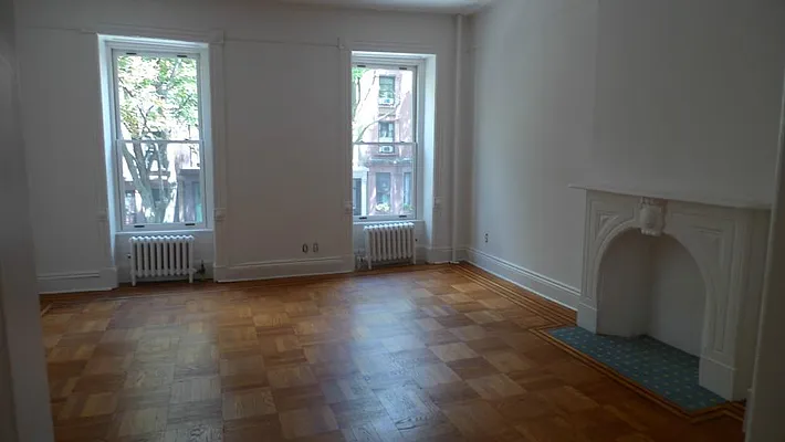 Rented by Level Group | media 87