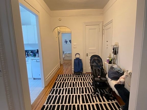 4th image of 401 W End Ave #2DD