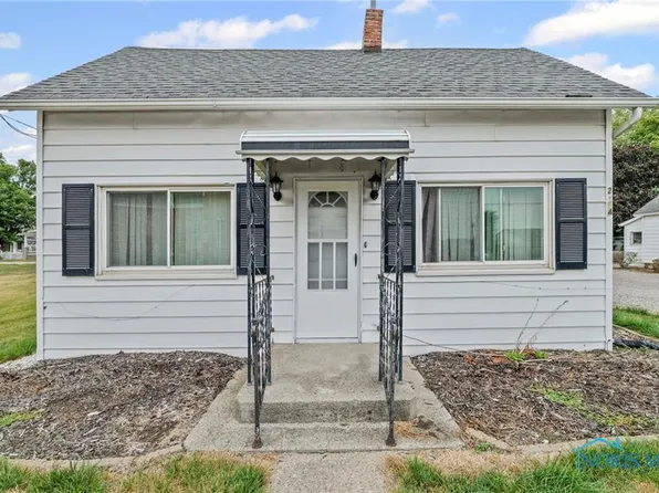 2674 Us Highway 20, Swanton, OH 43558