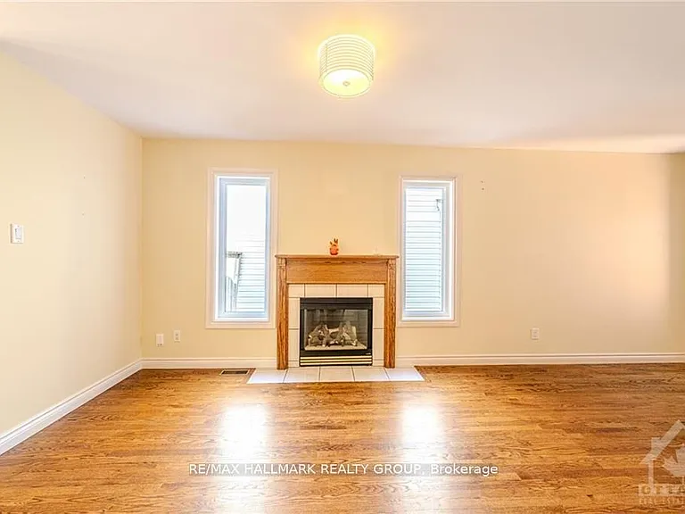 1205 Clyde Ave — Photo 5