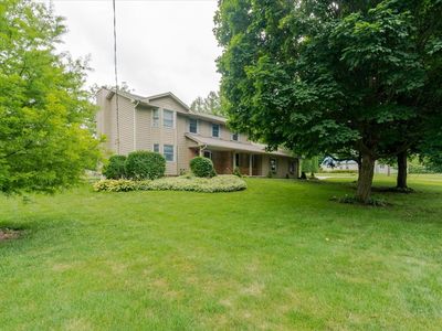 201 N Broadway St, Hudson, IL, 61748