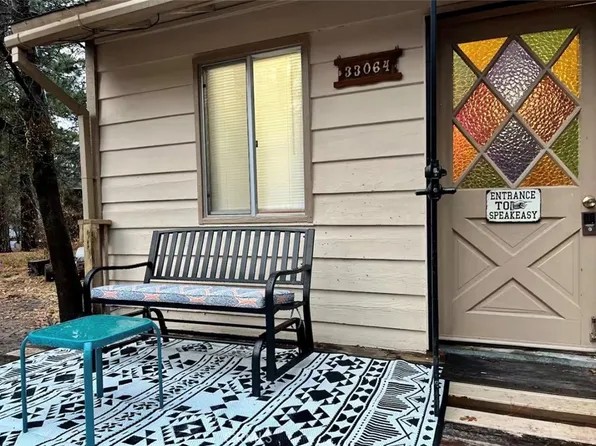 33064 Arrowbear Dr, Arrowbear Lake, CA 92382