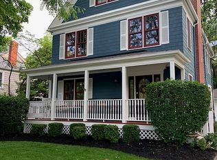 54 W Short St, Worthington, OH 43085