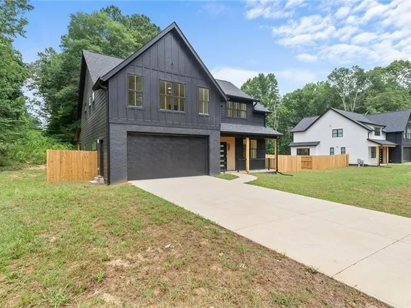 5416 Summerfield Dr, Tuscaloosa, AL 35404