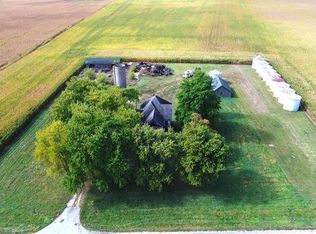 2873 W Sandwich Rd, Sandwich, IL 60548