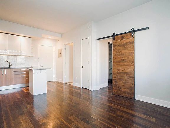 2nd image of 100 Maspeth Ave APT 2F